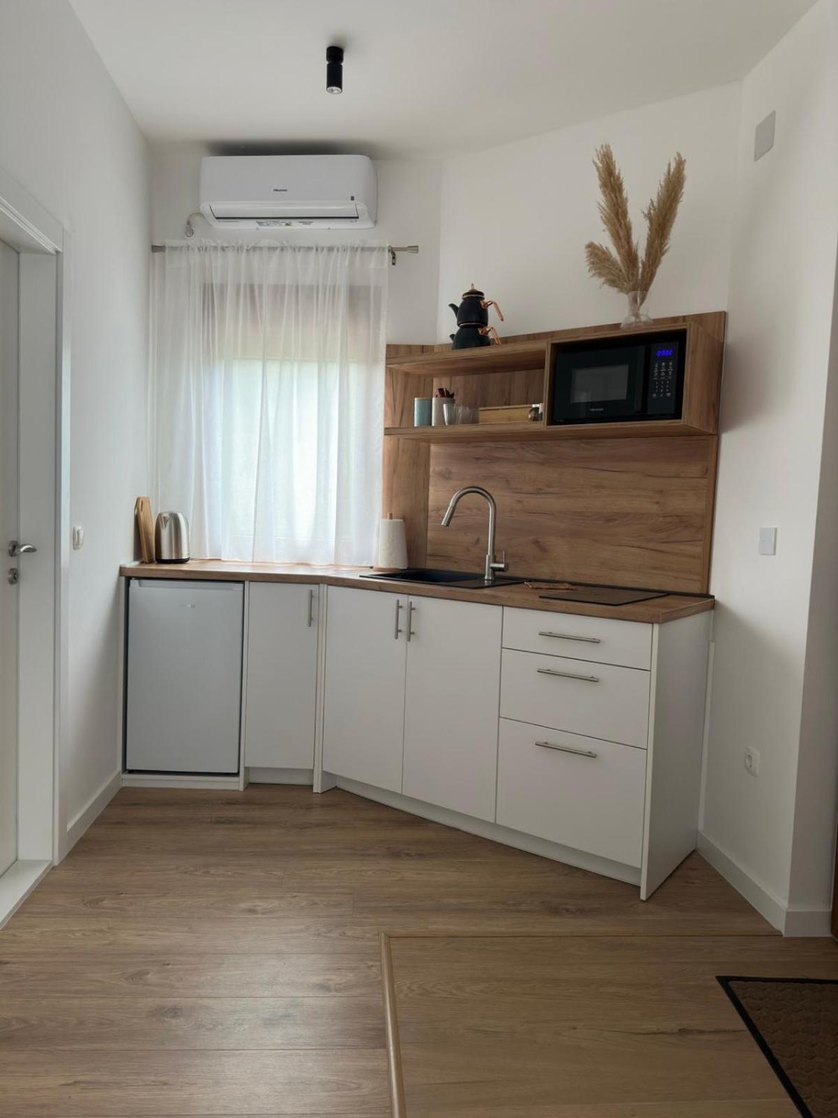 Studio Apartmani Izvor 블라카예 외부 사진