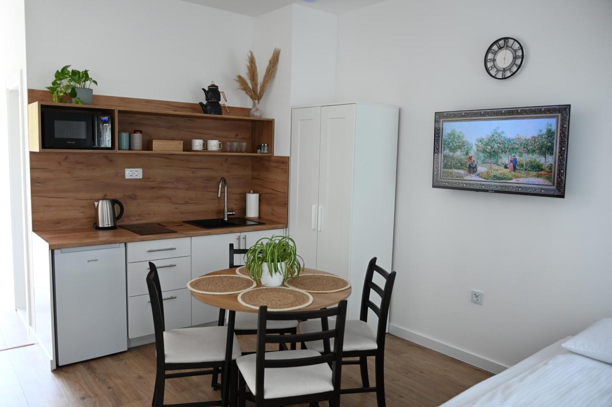 Studio Apartmani Izvor 블라카예 외부 사진